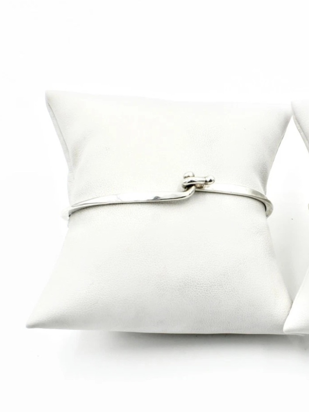 James Avery Sterling silver hook bracelet ..